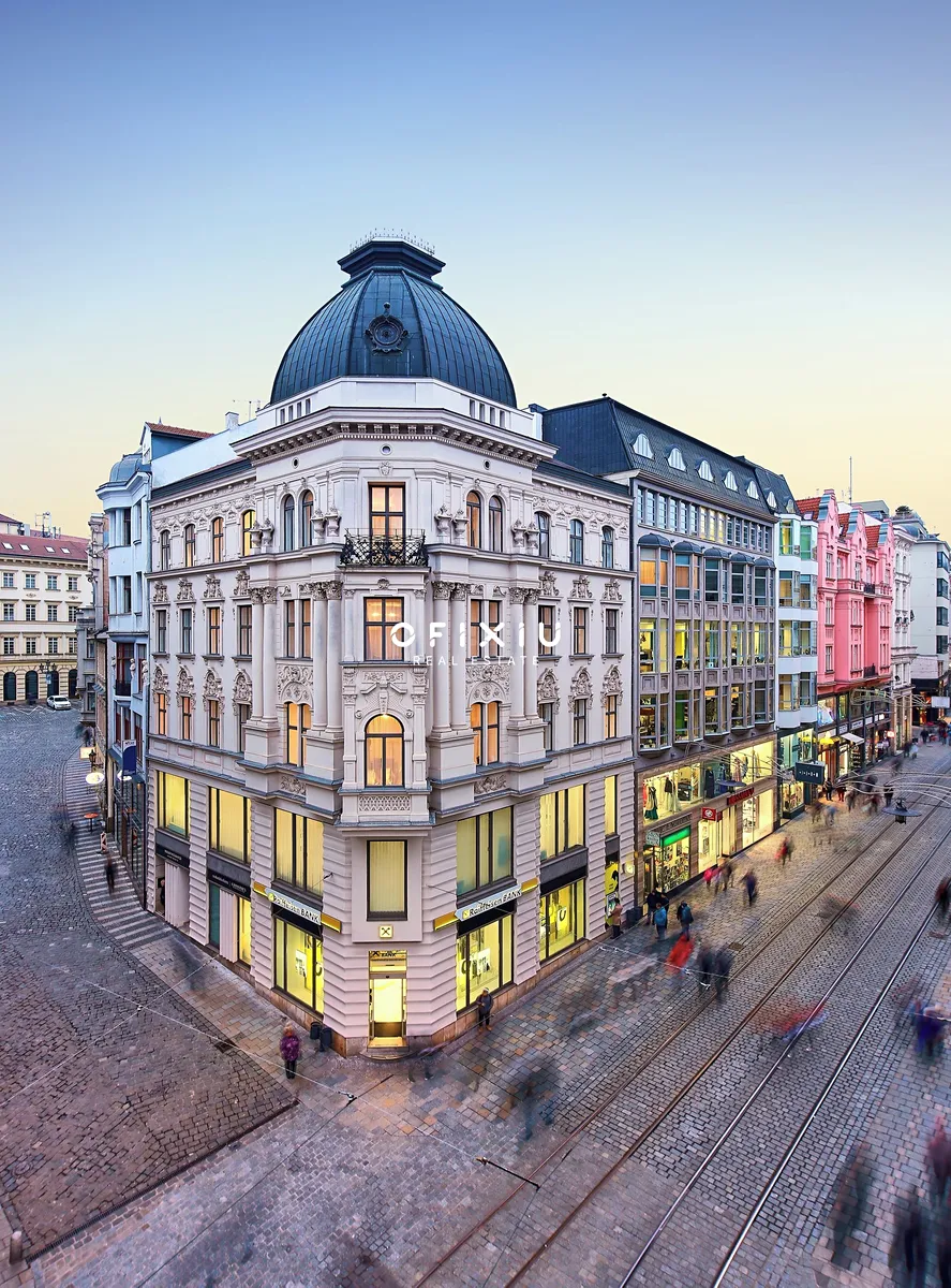 Pronájem kanceláře 505 m²
